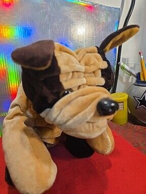 081926 Bulldog Plush Stuffed Animal Toybox 22aa